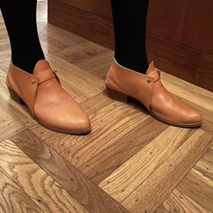 Sevilla Smith The Meghan, size 39 (8.5 U.S.)